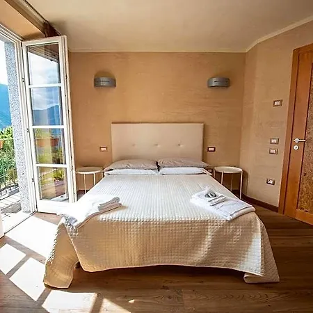 לינה וארוחת בוקר Garden View אנפו